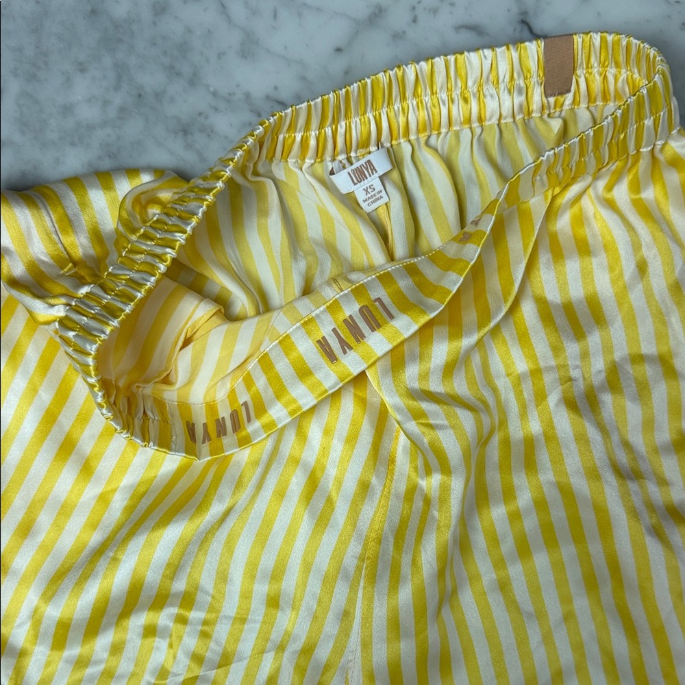 Lunya PJ  Set - Picture 5 of 6